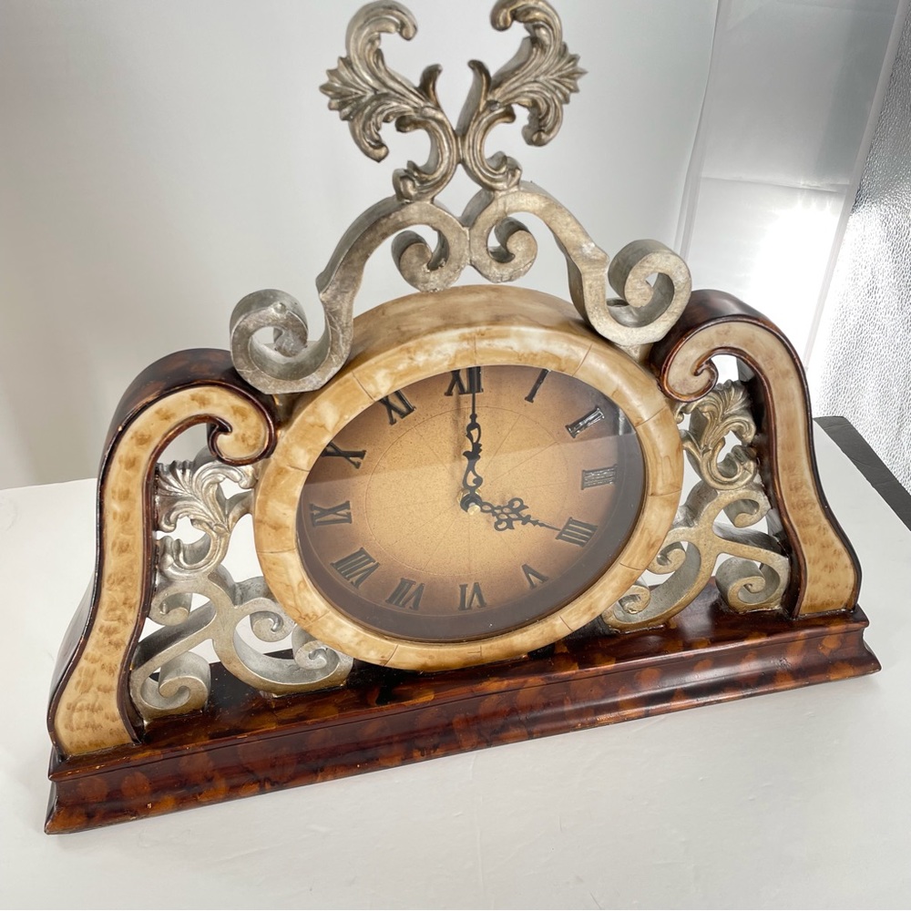 Unique Extra Large Mantle Clock - Picture 2 of 7